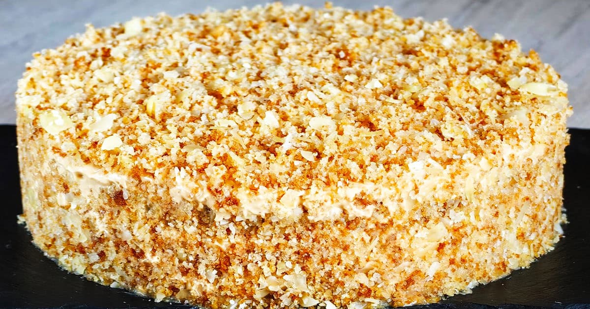 Легкий и сочный торт без выпечки: рецепт, который удивит всех