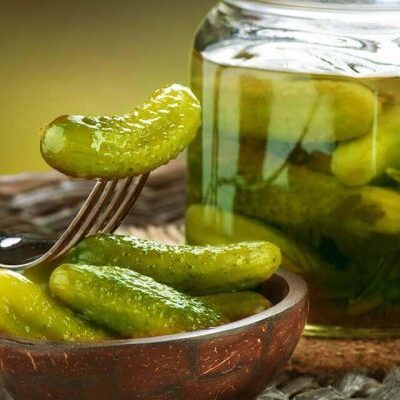 Маринованные огурцы: польза или вред для женского здоровья? Мнение экспертов
