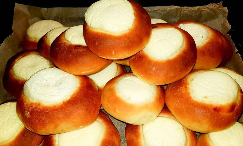 Булочки из детства: идеальный рецепт пышного дрожжевого теста, который просили все!