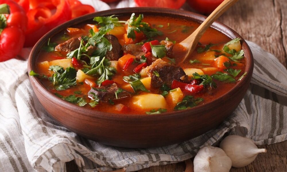 Бограч: королевский рецепт венгерского блюда, покорившего Закарпатье