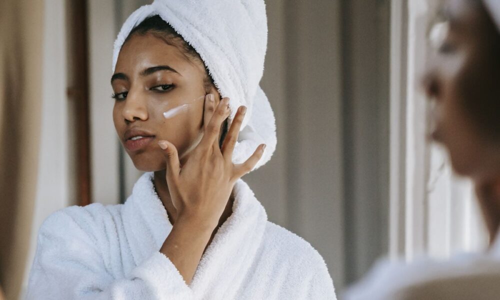 Пребиотики и пробиотики в косметике: как они работают для вашей кожи