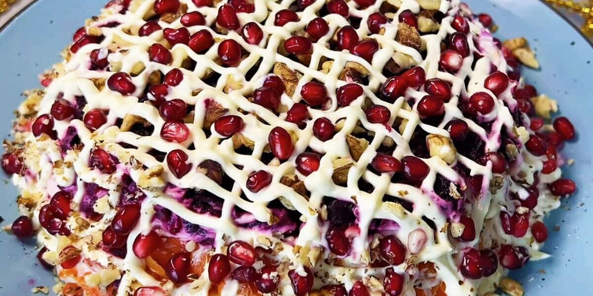 Невероятный салат, который покорит ваших гостей: рецепт восторга!