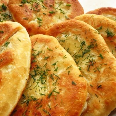 Простое блюдо, которое съедается мгновенно: готовьте больше, когда муж голоден!