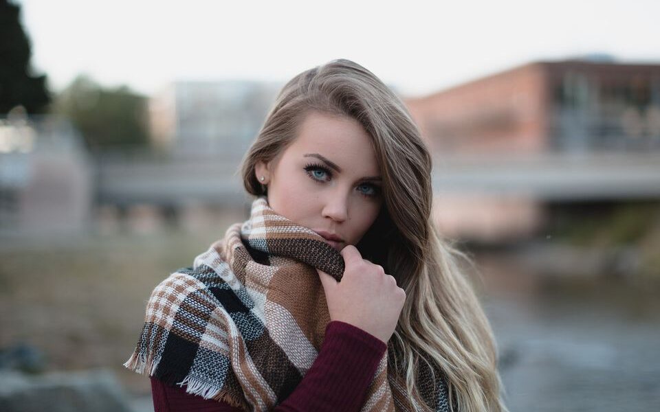 Секреты звезд: как эфирное масло мяты преобразит ваши волосы