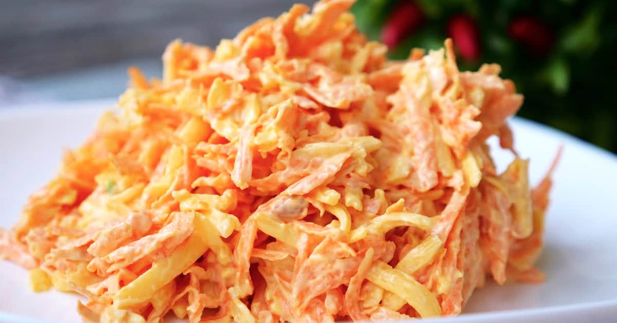 Быстрый салат «Белочка» за 2 минуты: простой рецепт на каждый день