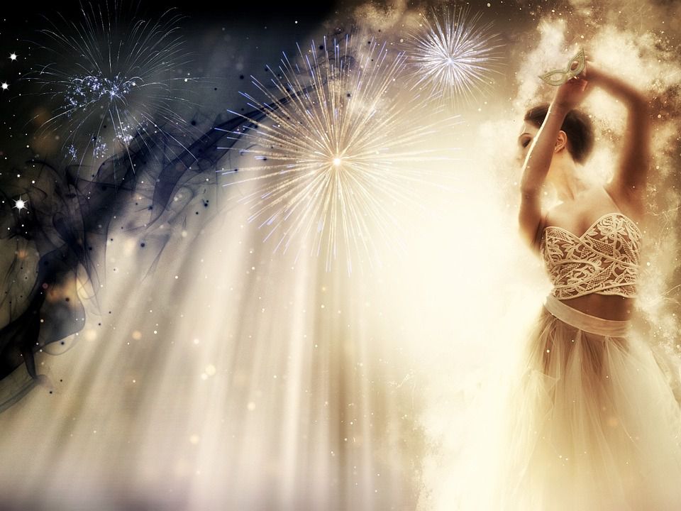 Почему мужчины оборачиваются на улице: взгляд психолога на женскую привлекательность