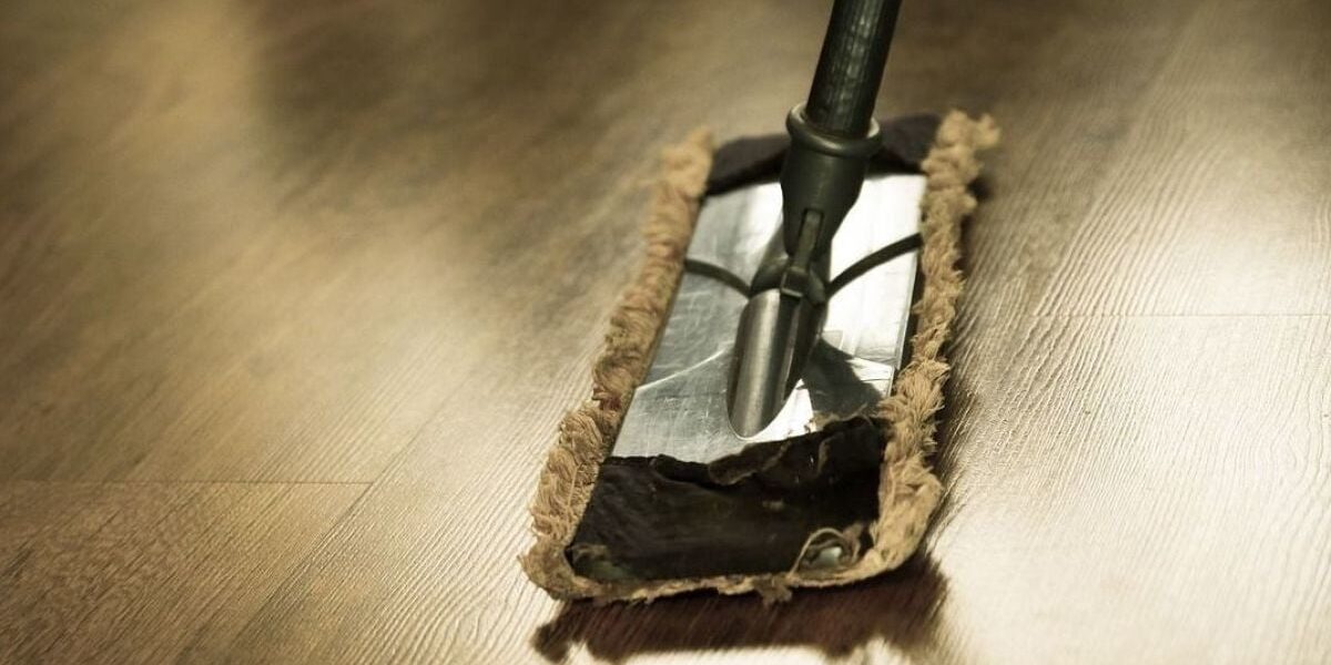 Как часто мыть пол: секреты идеальной чистоты в доме