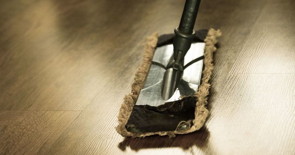 Как часто мыть пол: секреты идеальной чистоты в доме