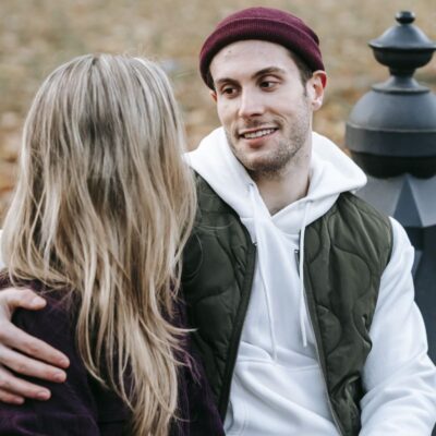 Признаки ненадежного мужчины: как распознать и защитить себя