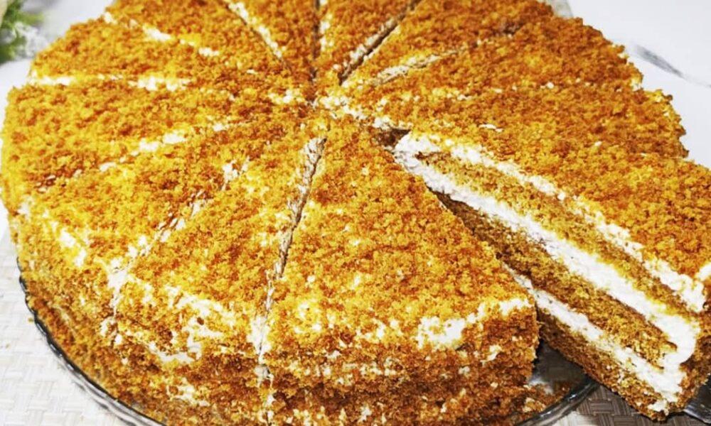 Медовик за 20 минут: быстрый и проверенный рецепт для идеальных коржей