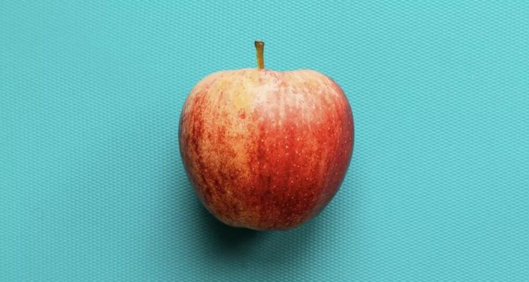 Яблоко вместо кофе: как начать утро для женского здоровья