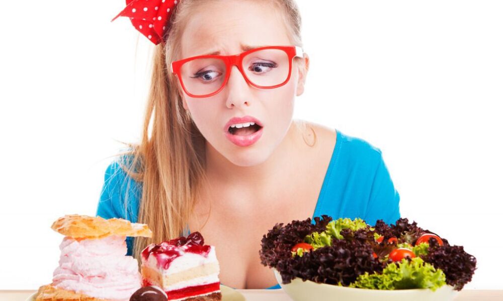 Как избежать переедания: советы эксперта для стройности и красоты