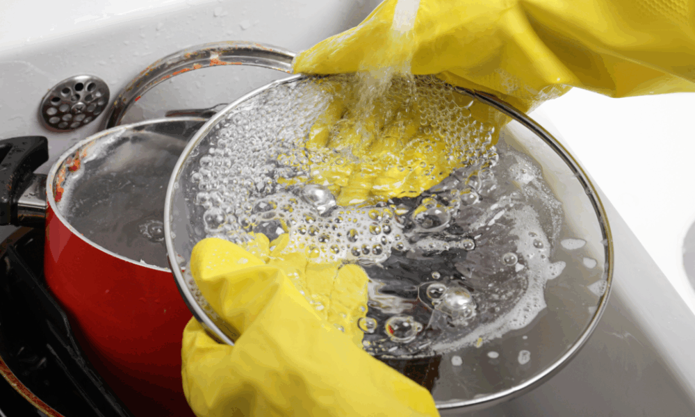 Стеклянная крышка как новая: 5 минут до кристальной чистоты без усилий