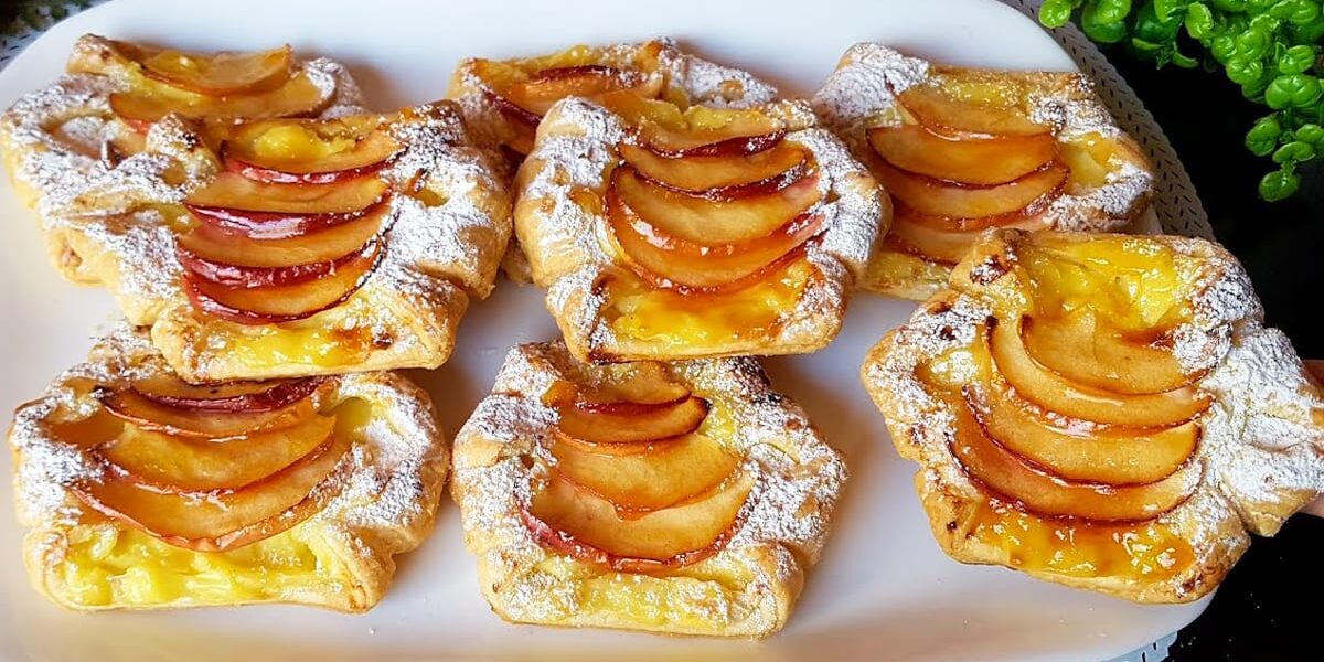 Яблочные слойки за 5 минут: быстрый рецепт без замешивания теста