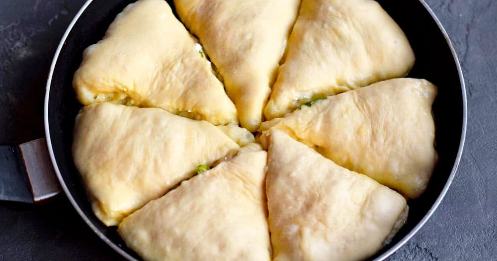 Быстрый и вкусный завтрак из кефира и яйца: рецепт за 5 минут