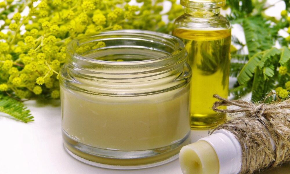 Зимний уход за губами: секреты красоты как у звезд