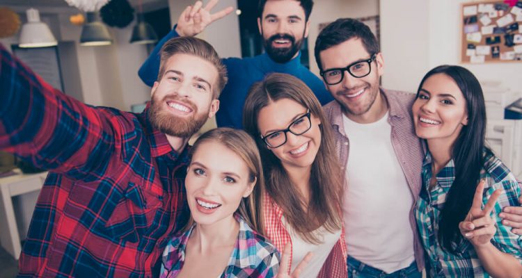 Как узнать характер женщины за 4 минуты: простые признаки