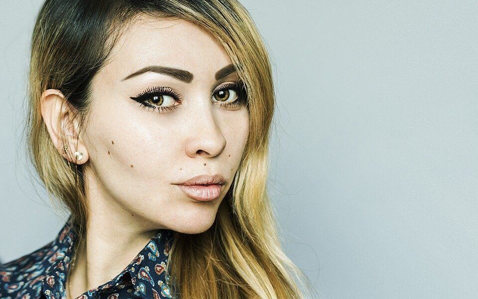 Секреты безупречной кожи: как избежать прыщей и сохранить молодость лица