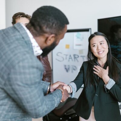 Как не стоит отвечать на "спасибо": психологические ловушки