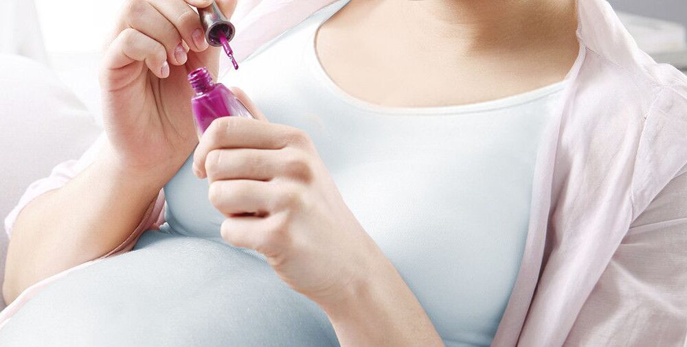 Гель-лак в беременность: безопасно ли для мамы и малыша