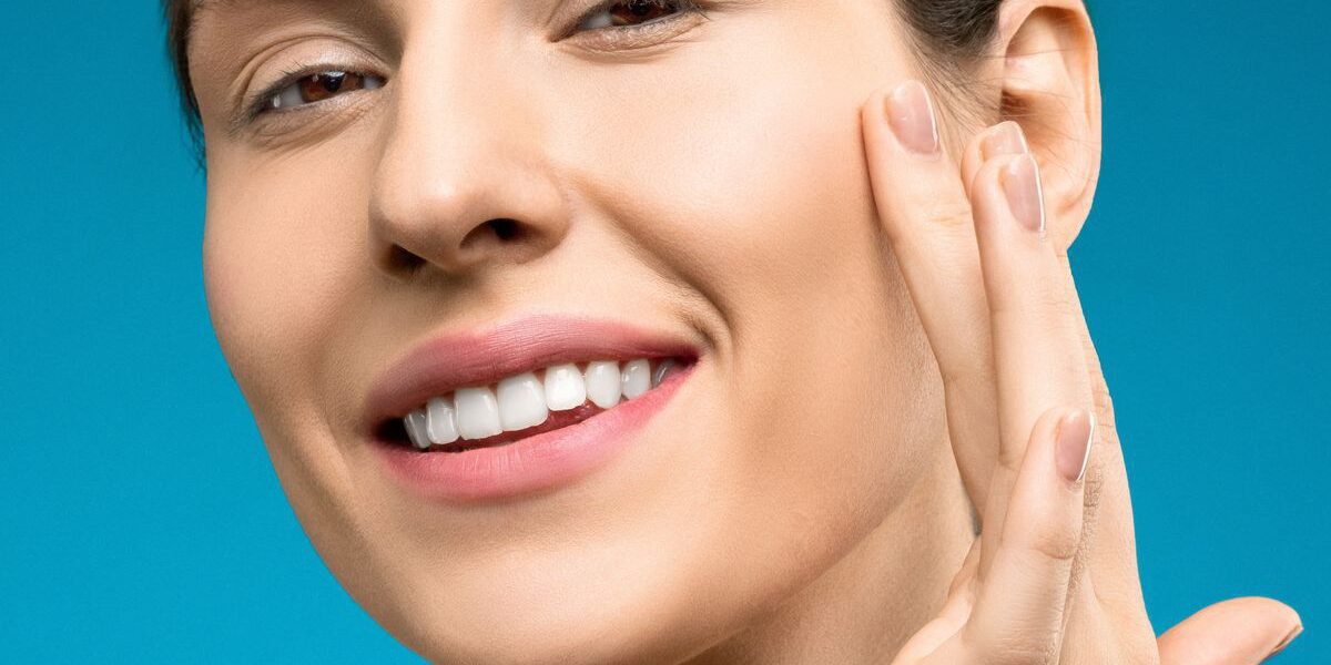 Секреты сияющей кожи: как массаж лица преображает внешность звезд