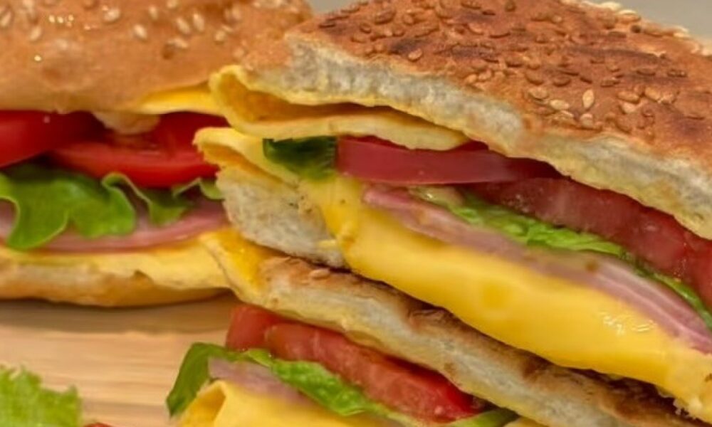 Быстрый и сытный перекус: простой рецепт за 5 минут