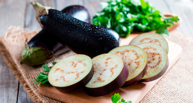 4 причины добавить баклажаны в свой рацион для женского здоровья