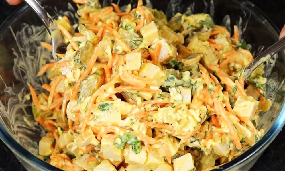 Салат "Спасибо": 4 ингредиента, 10 минут и комплименты от подруг