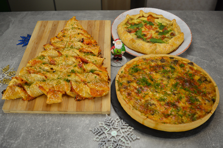 Несладкая выпечка на Новый год: рецепты для праздничного стола