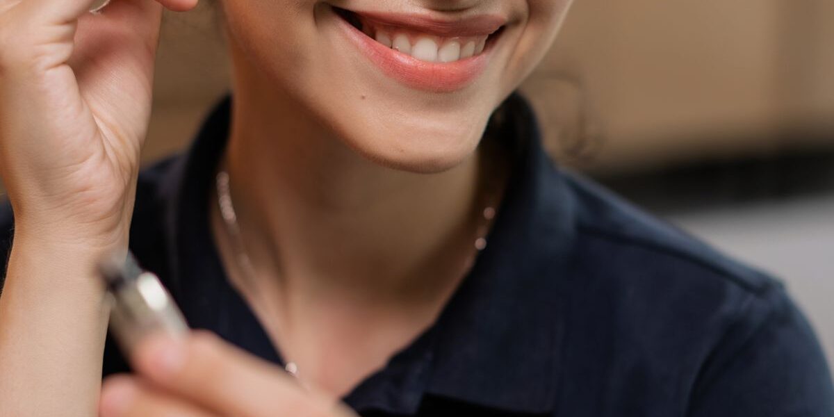 Моделирование и коррекция бровей: отличия, секреты и как добиться идеальной формы