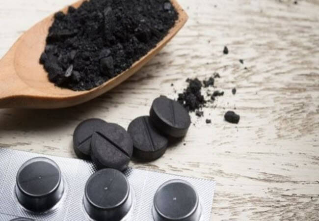 Активированный уголь для женщин: польза, вред и когда стоит быть осторожной