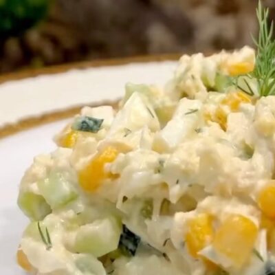 Осенний салат с ананасами и курицей: простой и вкусный рецепт