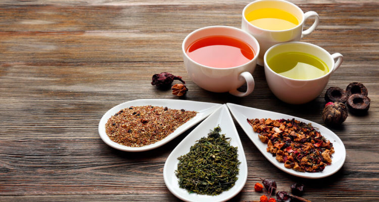 Топ-6 травяных чаев для спокойного сна и борьбы с бессонницей