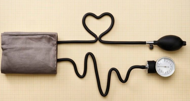 Вредные продукты при гипертонии: что нужно знать каждой женщине