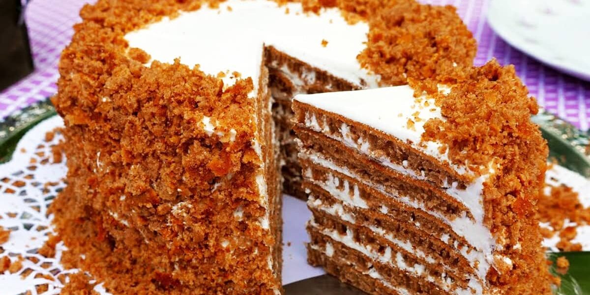 Простой торт на сковороде "Артемон": секрет быстрого десерта, который удивит всех