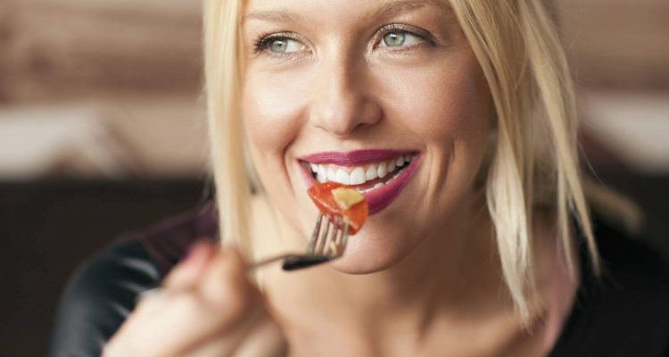 Питание во время месячных: 12 полезных продуктов для женского здоровья