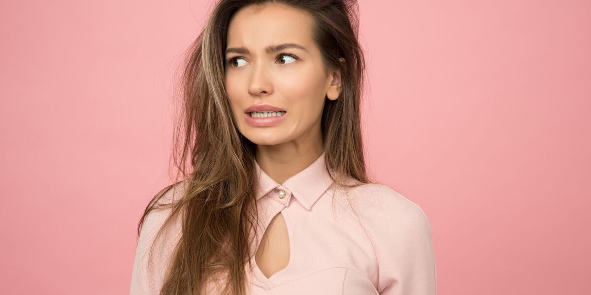 Зимний уход за волосами: как избавиться от статического электричества и сделать шевелюру послушной