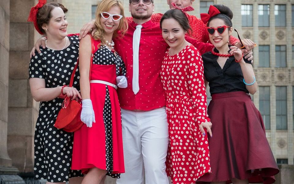 Признаки, которые говорят о возможной неверности мужчины: как распознать до измены