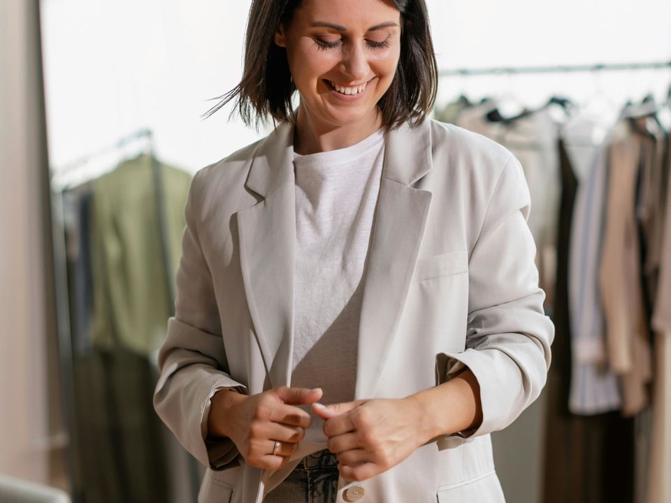 Что никогда не надевают по-настоящему стильные женщины: секреты гардероба