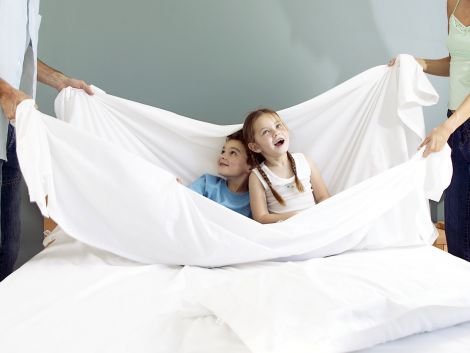 Как часто менять постельное белье для женского здоровья: полная инструкция