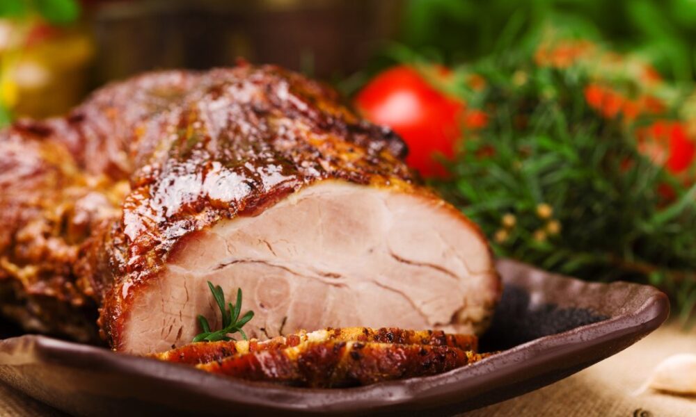 Свиная корейка с яблоками: праздничный рецепт для вашего стола