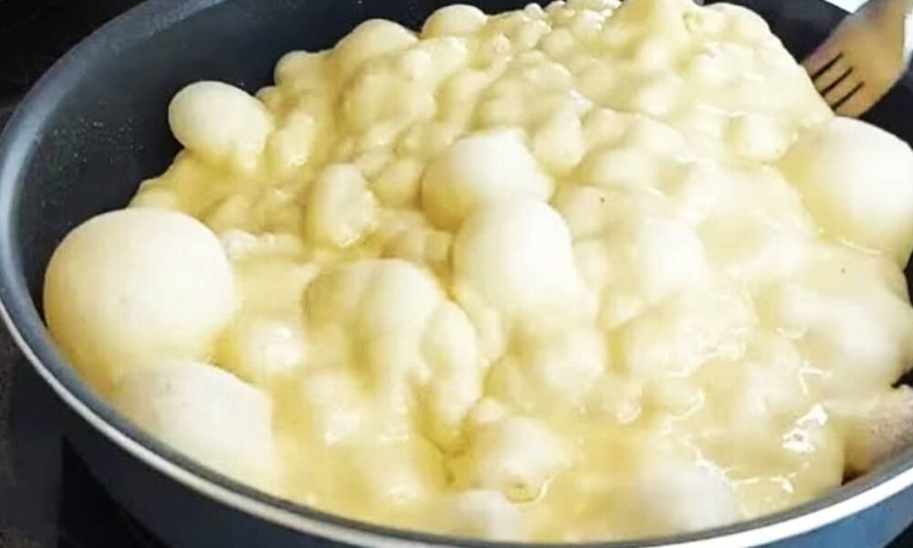 Простое тесто из муки и кипятка: готовим быстро и вкусно!