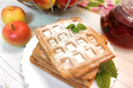 Рецепт нежных яблочных вафель для идеального завтрака