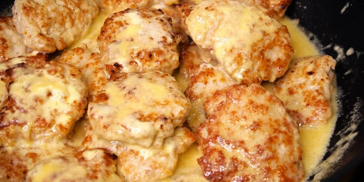 Нежные куриные котлеты: секретный рецепт "Птичьего молока"