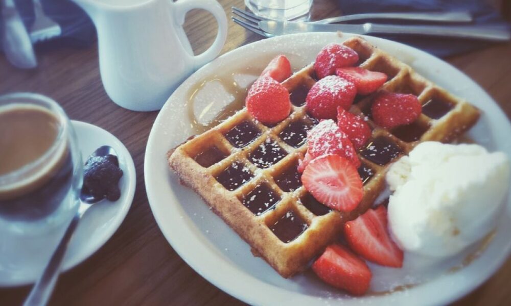 Секреты идеальных вафель: легкий рецепт для вашего утра