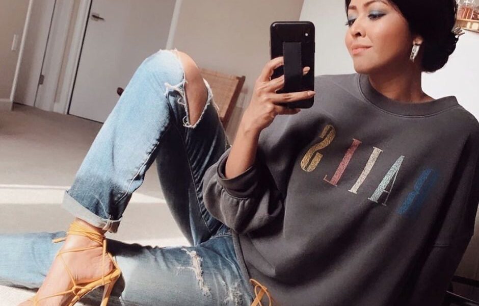 С чем носить джинсы: модные образы знаменитостей и советы стилистов