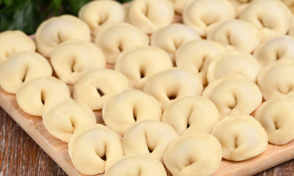 Лепим пельмени быстро и без отходов: простой рецепт для идеальных пельменей