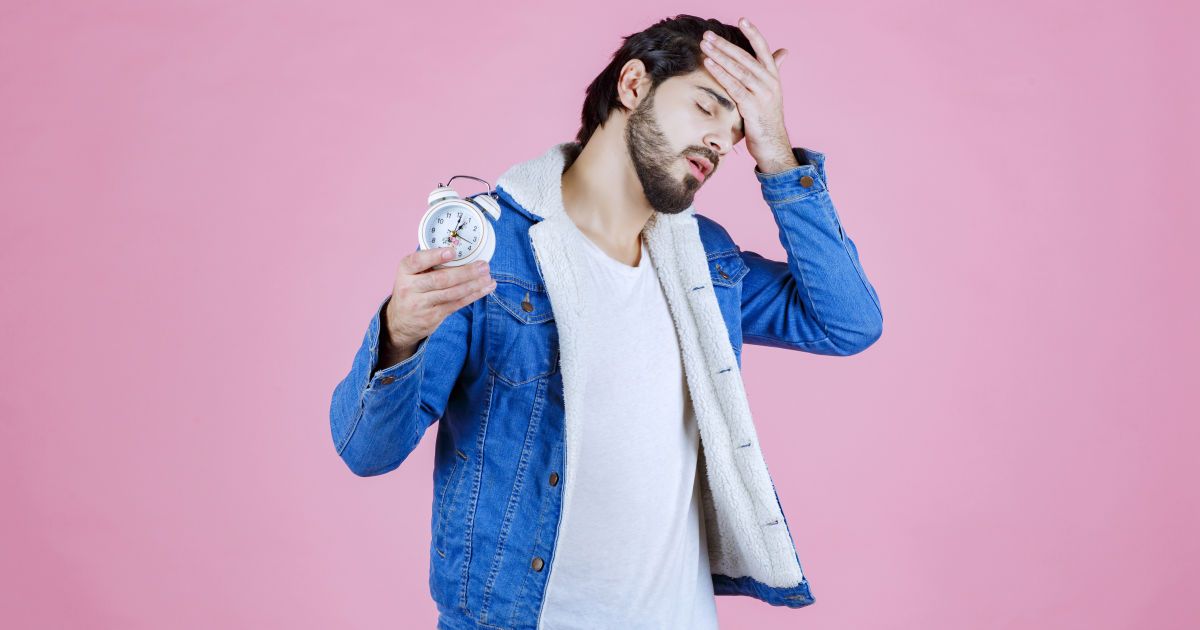 Утренняя привычка, которая мешает вашему финансовому успеху