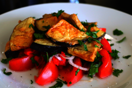 Легкие и вкусные рецепты с баклажанами для вашего стола