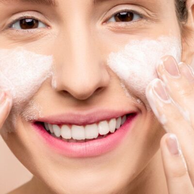 Секреты идеальной кожи: ежедневный уход как у звезд